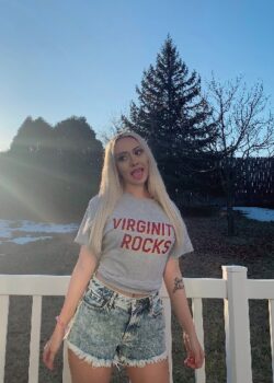 Dezzyikez 8