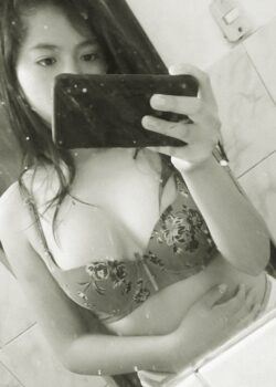 Angela Maria – Ecuatoriana Hot 5