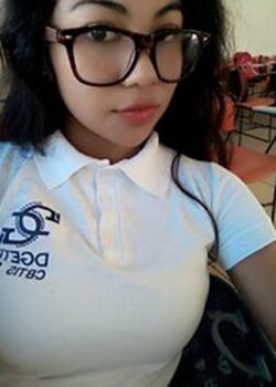 Rica Estudiante Tetona 5