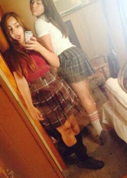 Yissel Gomez Colegiala Rica 1
