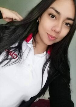 Maria Teresa Putita Vendedora de Claro 4