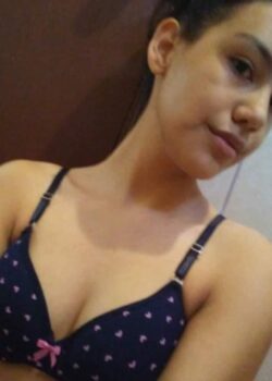 Marina + Videos Desnudandose 4