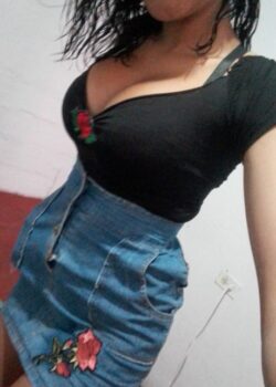 Dayana Caroline Putita Chichona +Videos 4
