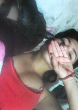 Brisa Mostrando Los Pechos Para Su Novio 4
