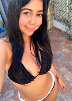 Estefy Rica Putita Chichona Mostrando Las Tetas 3