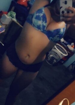 Karely Fuentes Gordi Rica Culona 5