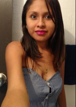 Marisol Aliaga Flaca Complaciente Mostrando las Nalgas 7