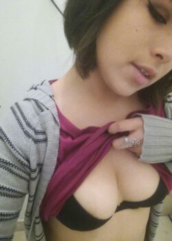 Paola Tierna Morrita Mostrando Tetas 4