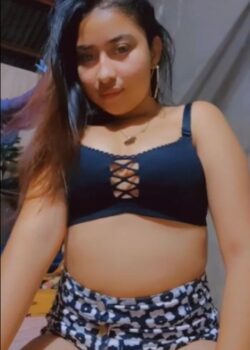Gordita Se Graba Desnuda 2