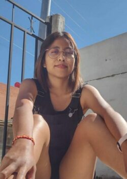 Rica Morenita Chichona + Videos 3