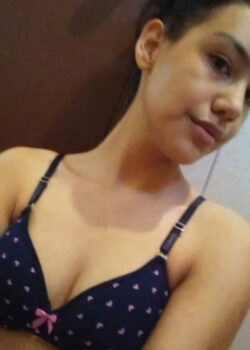 Marina + Videos Desnudandose 1