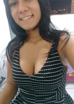 Rosa Mendoza Rica Morenita Mostrando Tetas 3