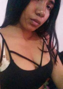 Mi prima se Para en la esquina 5