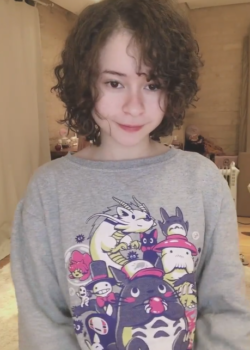Menina le encanta masturbarse 3