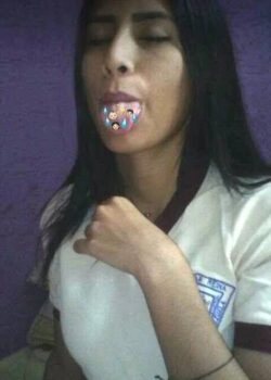 Mi prima se fotografía 6