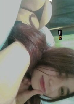 Morra le manda fotos nuds a su novio para que venga y se la folle 4