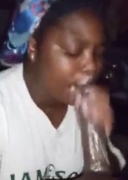 Negra chupando polla enorme videos 5