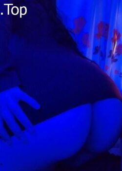 Culeandome a esta putita gritona 4