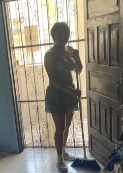 Pendeja puta culona la cogen en cuatro + video 6