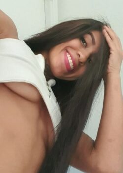 Morenaza flaquita y hermosa+selfies 4