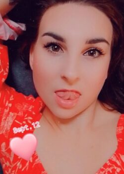 Lina morrita en lenceria roja 7