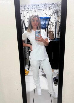 Chibola enseñando las tetitas +nudes 2