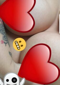 Chupa mis tetas +nudes 1